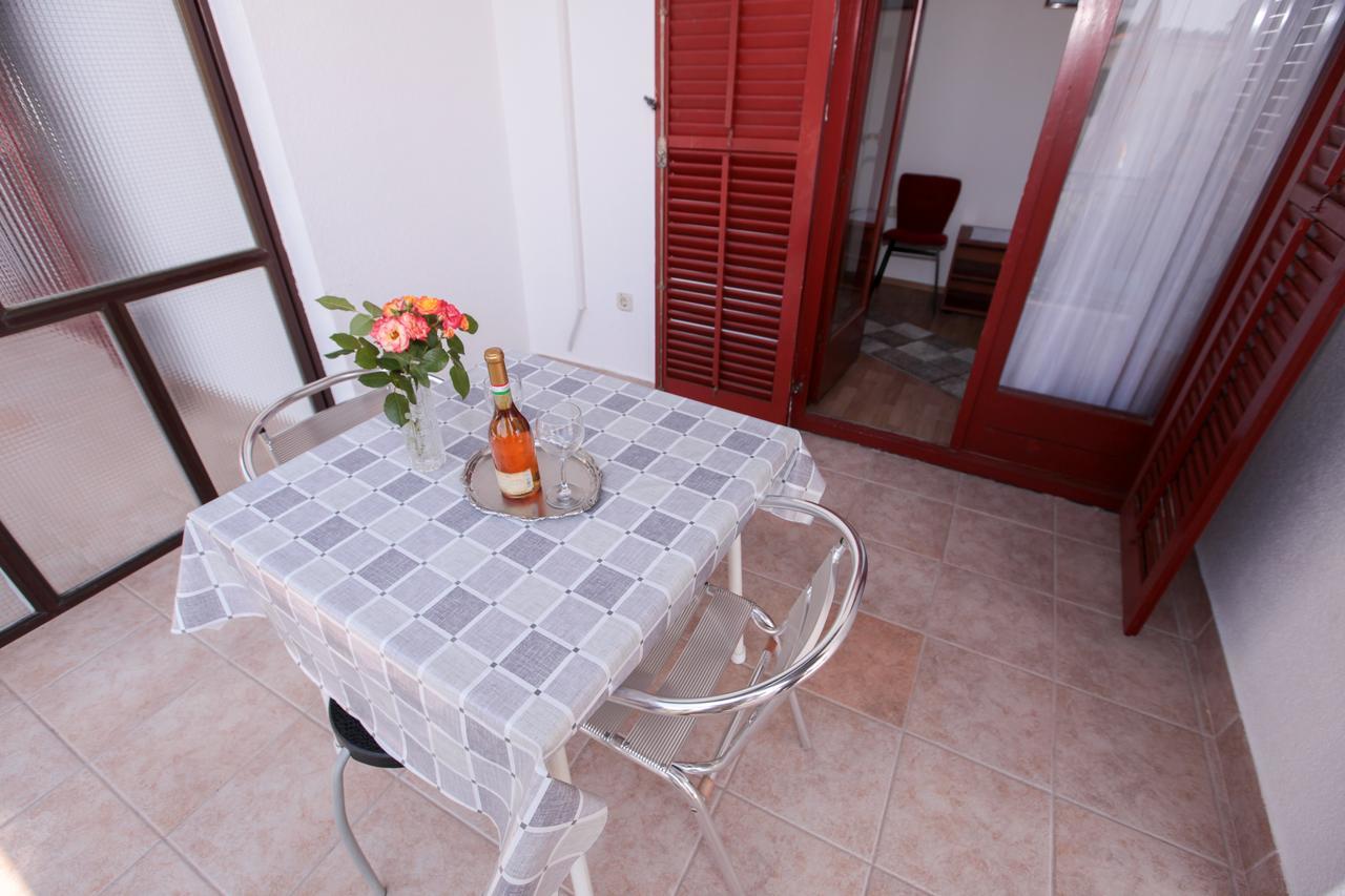 Apartments Adna Подаца Экстерьер фото